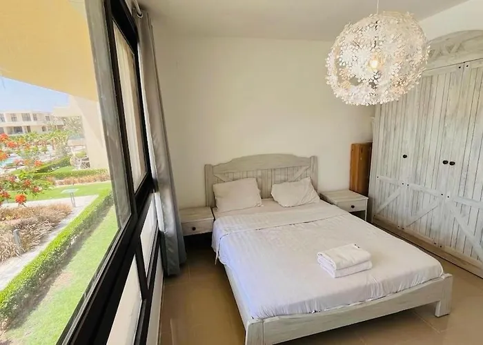 1 Bedroom G-cribs B16
