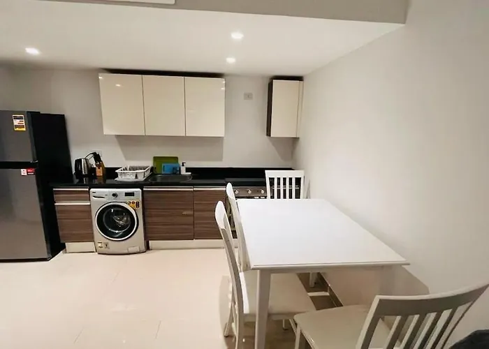 1 Bedroom G-cribs B16 Apartment *